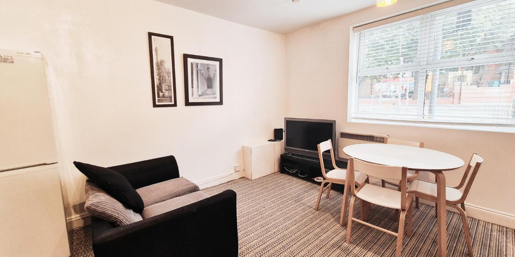 Cozy 1 Bedroom Flat Nr 노팅엄 외부 사진