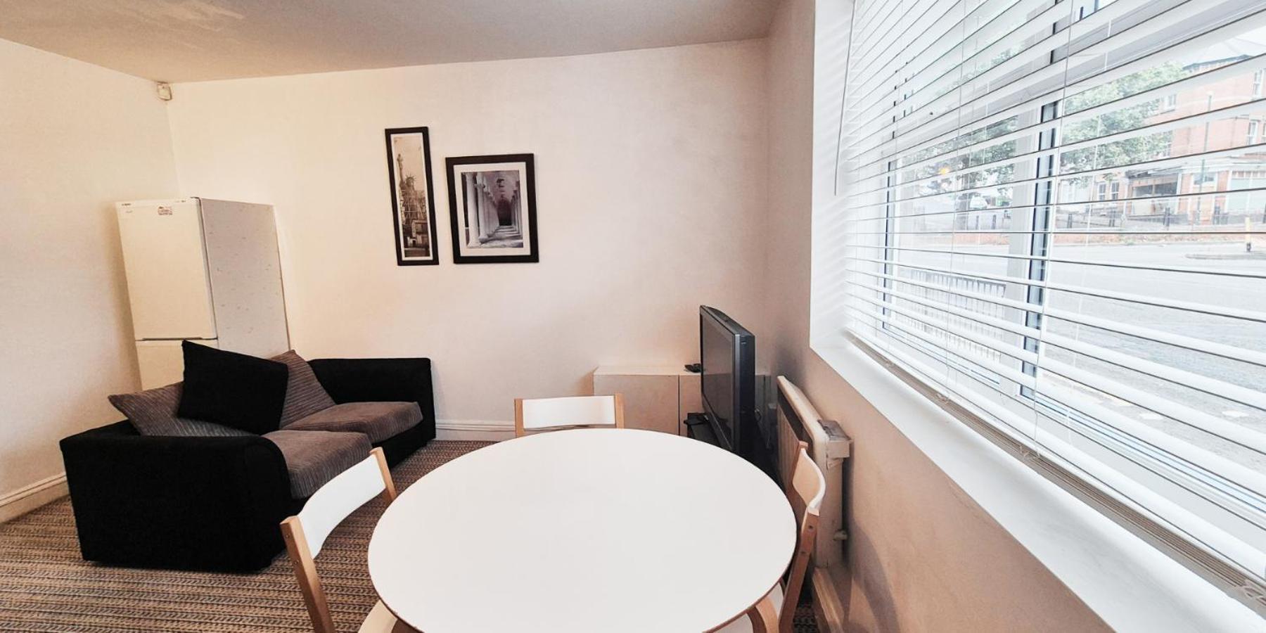 Cozy 1 Bedroom Flat Nr 노팅엄 외부 사진
